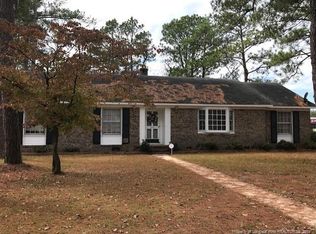 400 Hallmark Rd, Fayetteville, NC 28303