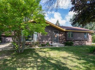 9530 W Goodrich Ct, Milwaukee, WI 53224