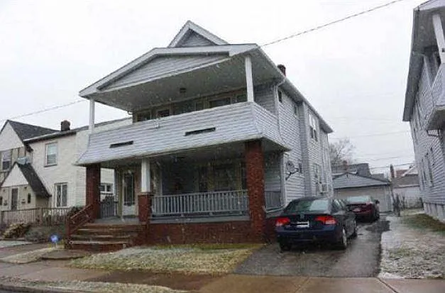 2167 Olive Ave photo 1