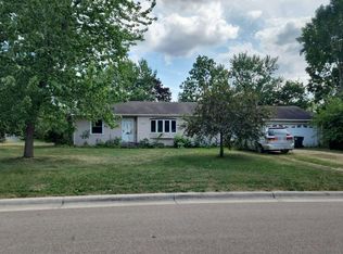 1307 Park Rd, Bloomington, MN 55425