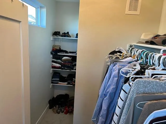Walk in Closet