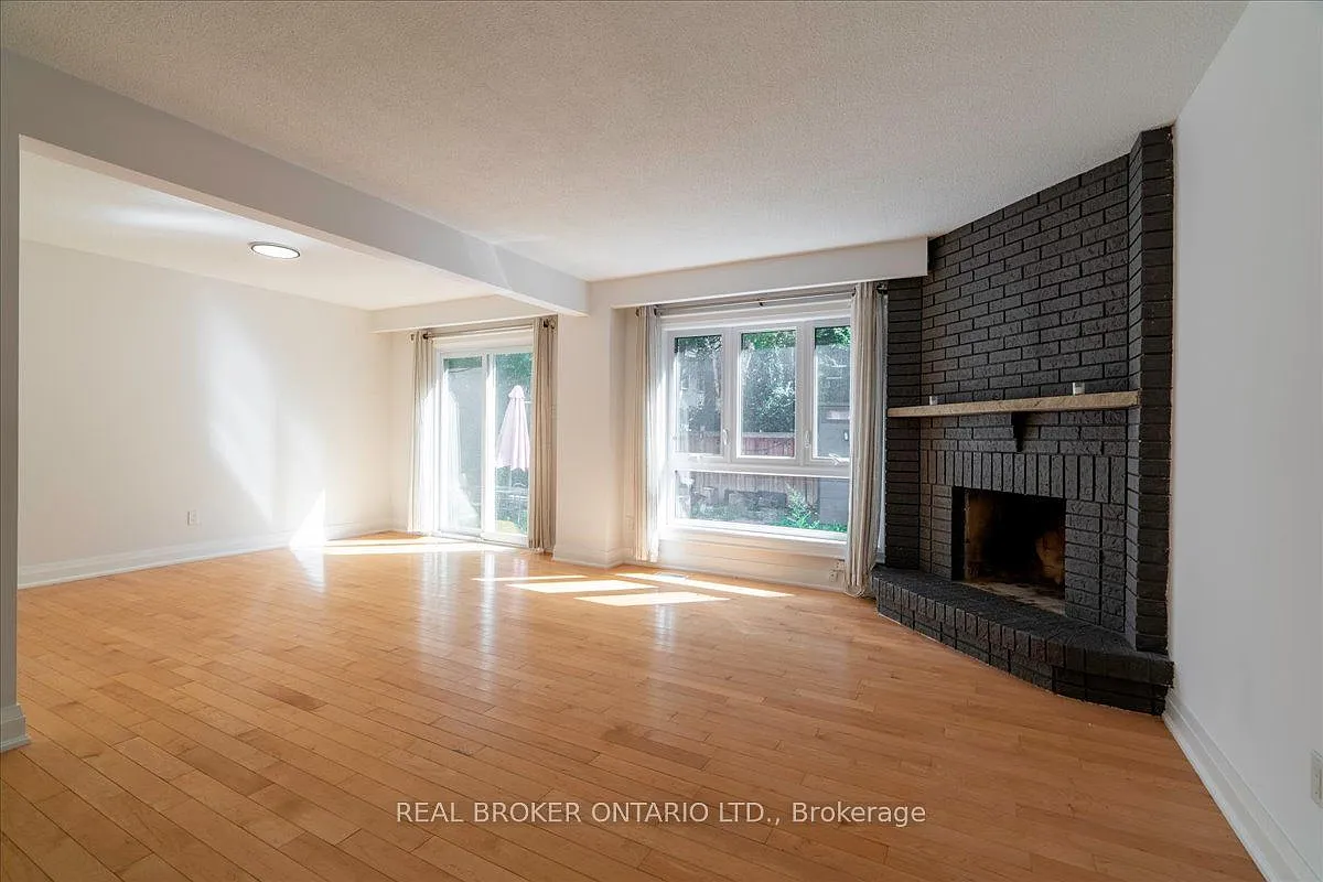 5 bed, $3,300 — Photo 4
