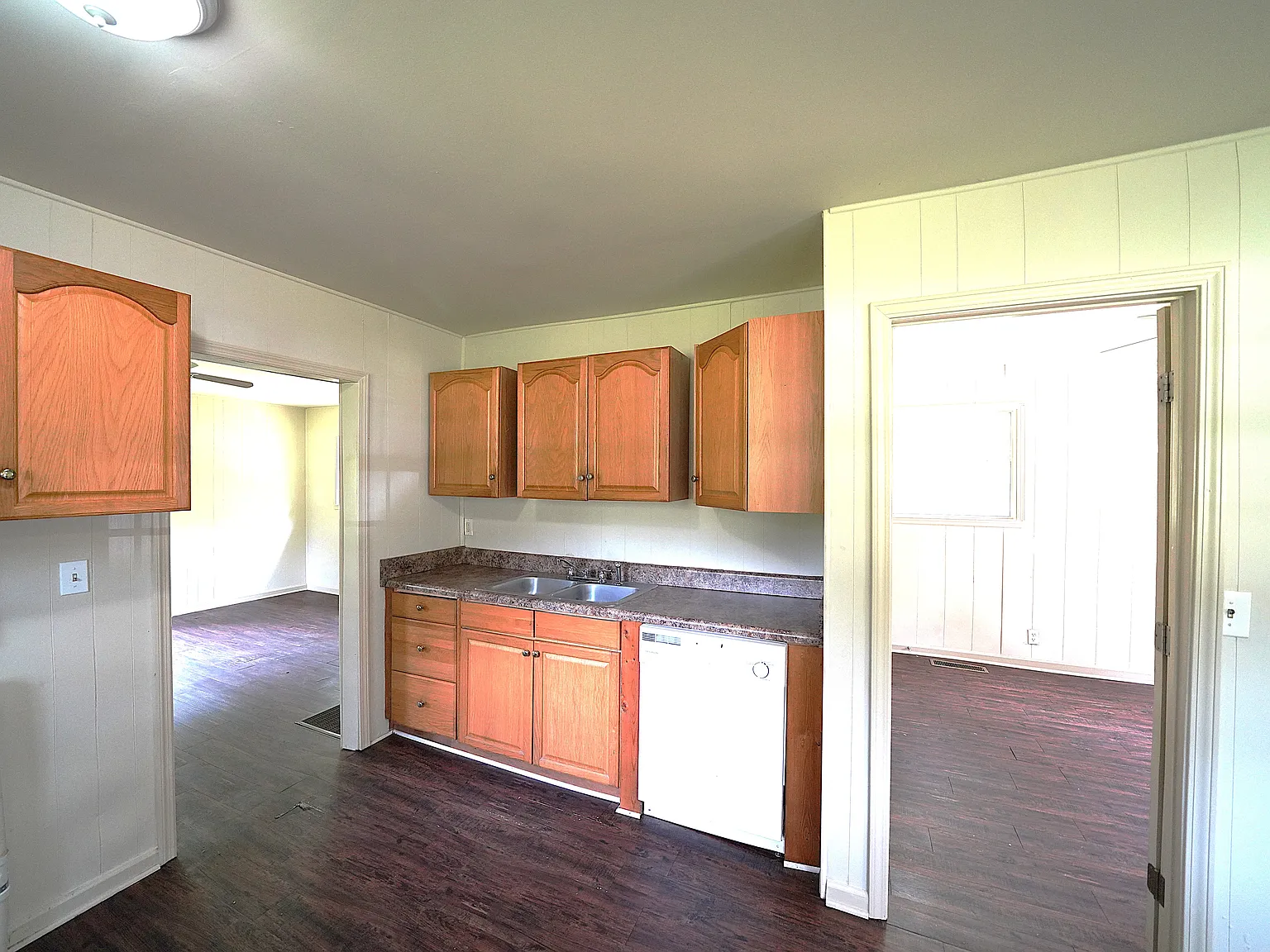 1 bed, 596 sqft, $995 — Photo 4