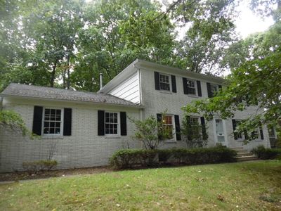 19 Round Hill Rd, Kinnelon, NJ, 07405