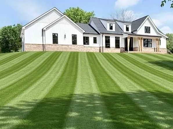 169 Gall Rd, Columbia, IL 62236