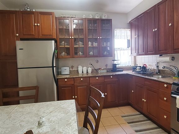 3rd image of 31-45 35th St #3