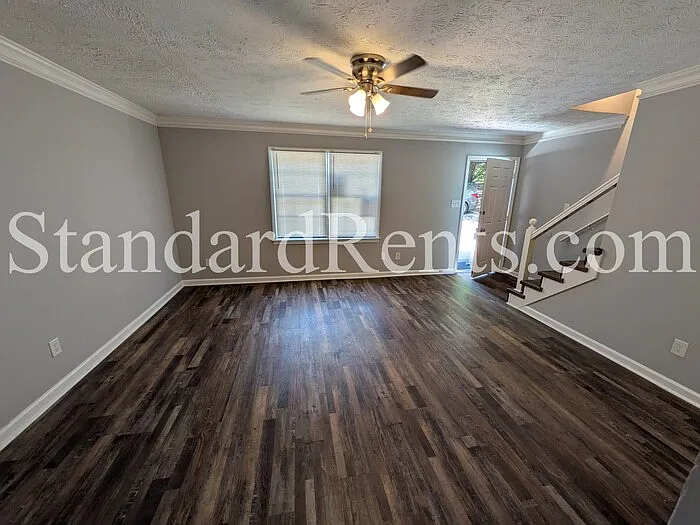 2 bed, 1.5 bath, $1,350 — Photo 4