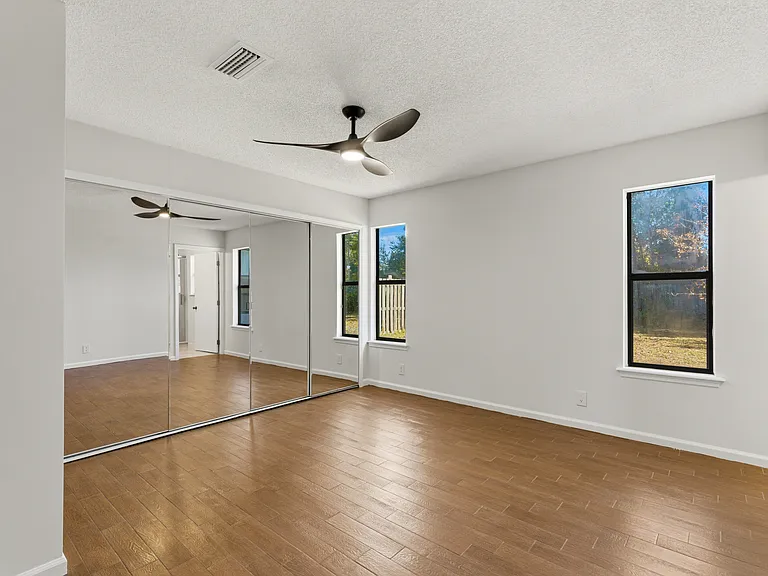 404 Westgate Cir — Photo 22