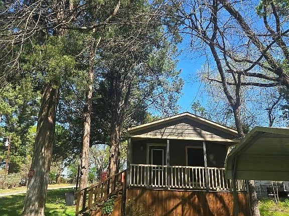 2nd image of 174 Maple Ave