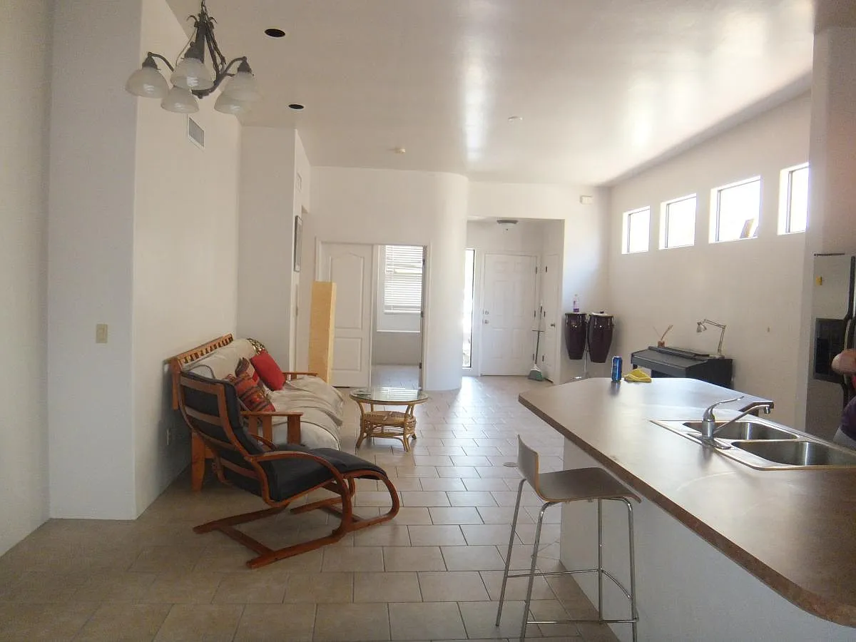 3158 N Avenida Del Clarin — Photo 3