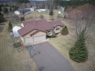 32960 Hilary Cir, Cambridge, MN 55008