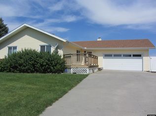 412 Range Cir, Wright, WY 82732