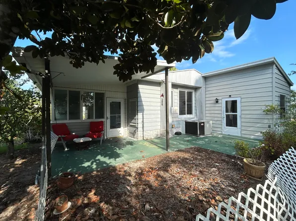 8167 Buckthorn Circle, Port St Lucie, FL 34952
