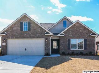227 Olde Dogwood Trl, Decatur, AL 35603