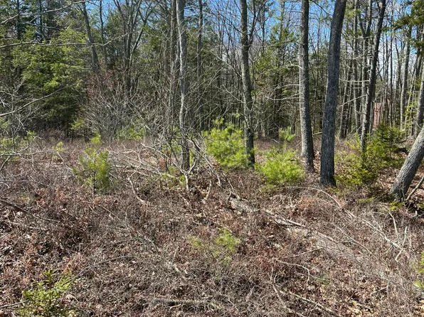 8 Red Oak Drive, Old Orchard Beach, ME 04064