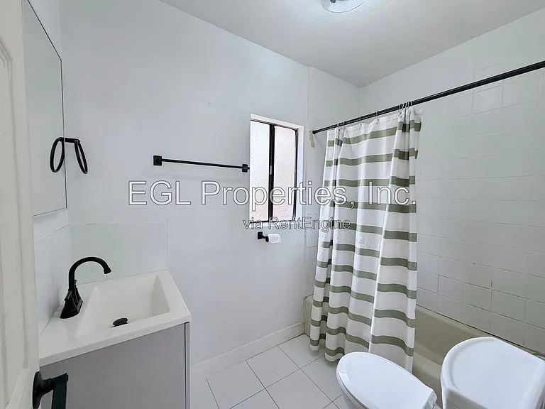 2826 12th Ave — Photo 11
