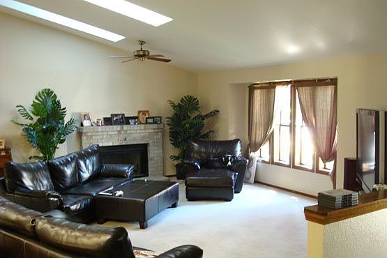 Beautiful Large Front Room
