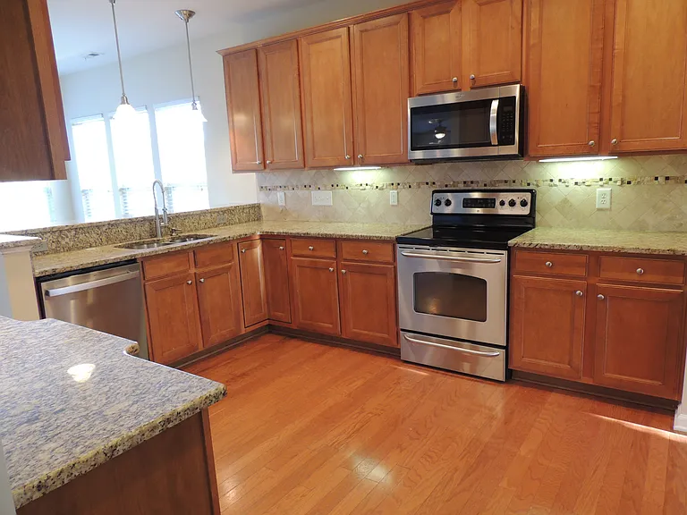 12544 Honeychurch St — Photo 3