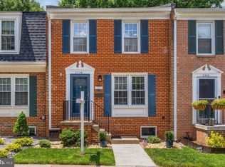 2356 Horseferry Ct, Reston, VA 20191