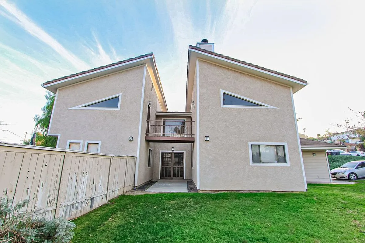 Building Photo - 20351 Harvard Way