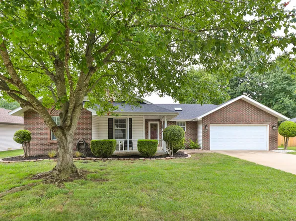 335 S Foster Avenue, Springfield, MO 65802