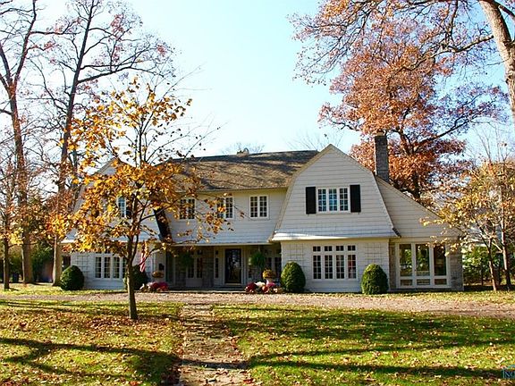 5th image of 2315 Chevy Chase Ln