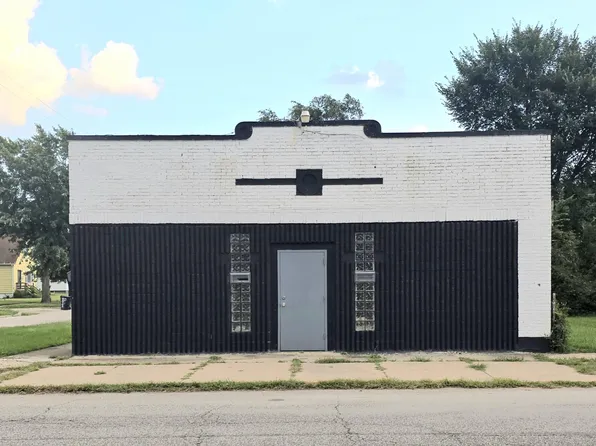 1701 W 15th Ave, Gary, IN 46404