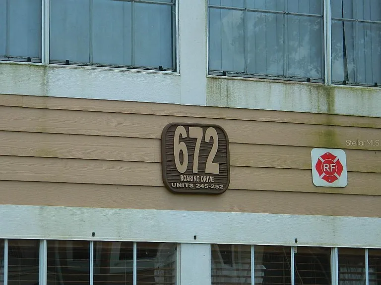 672 Roaring Dr #245 — Photo 3