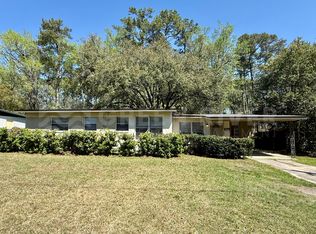 7963 Le Mans Dr, Jacksonville, FL 32210