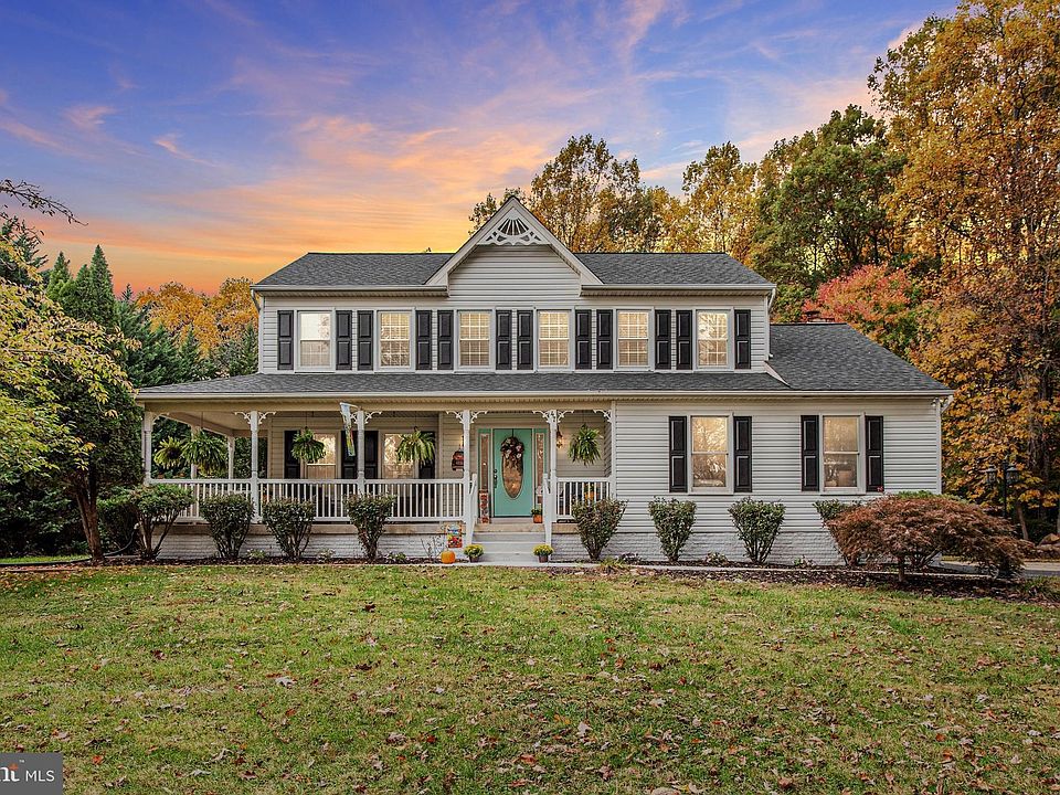 1st image of 47 Hoovler Ln