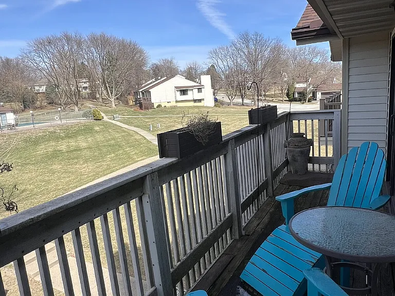 9309 Sandler Dr #5 — Photo 32