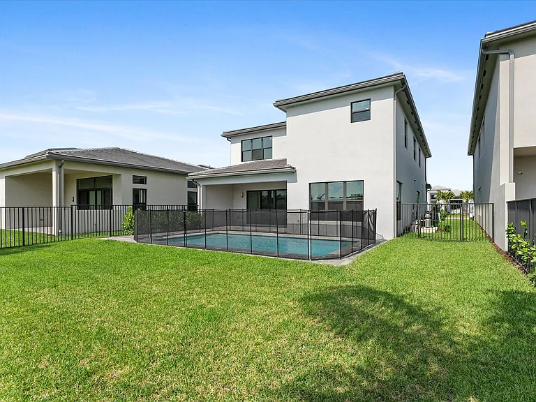 20062 Hirono Ln — Photo 51
