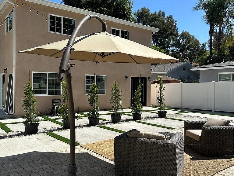 21233 Lopez St — Photo 12