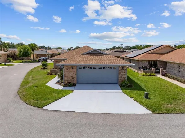 416 Barbados Cir, Lakeland, FL 33803