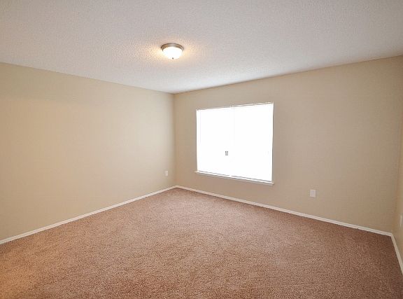 5th image of 13216 Glenbarrow Ct