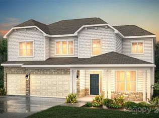 204 E Warfield Dr, Mooresville, NC 28115
