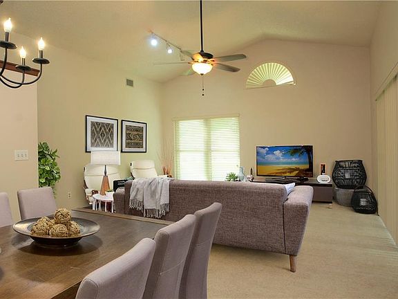 5th image of 1676 Alloway Dr