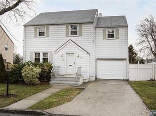 93 Lees Ave, Teaneck, NJ 07666