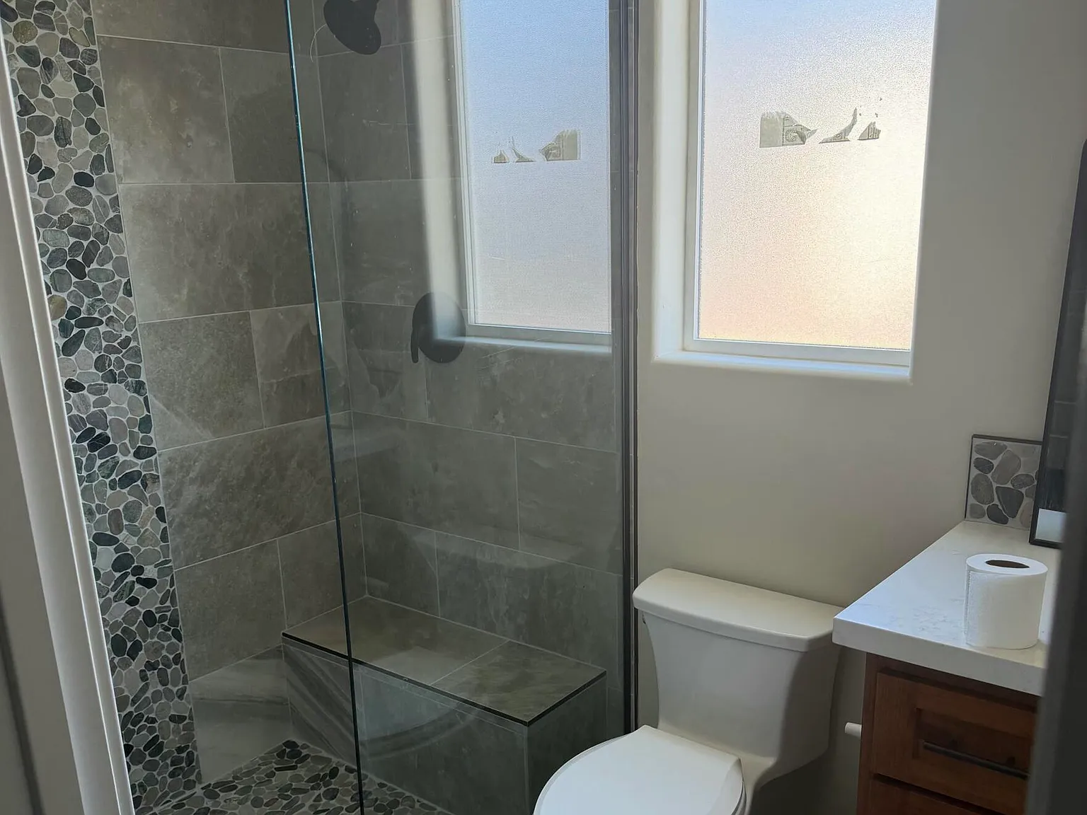 3 bed, 2.0 bath, 1319 sqft, $2,350 — Photo 4