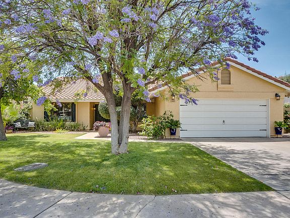 2nd image of 1309 E Sand Dollar Ct