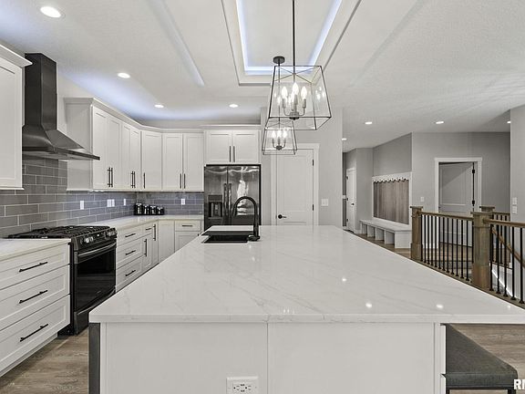 5th image of 3812 Joyce Ln