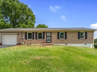 210 Gardendale Dr, Columbia, TN 38401