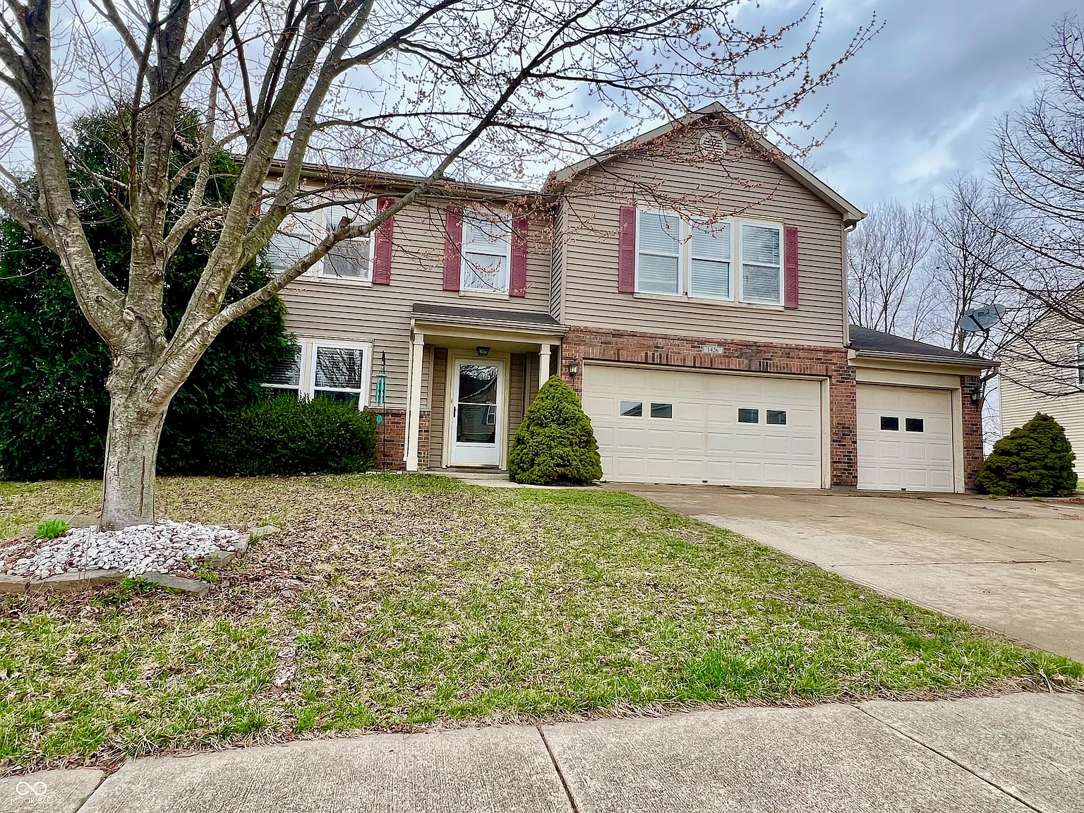 1426 Ripplewood Dr photo 1