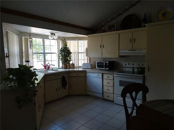 5th image of 2029 Wedgewood Ln