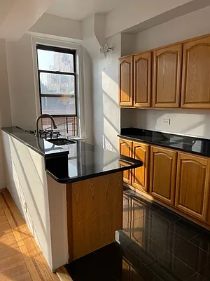 Rented by Platinum Properties | media 17