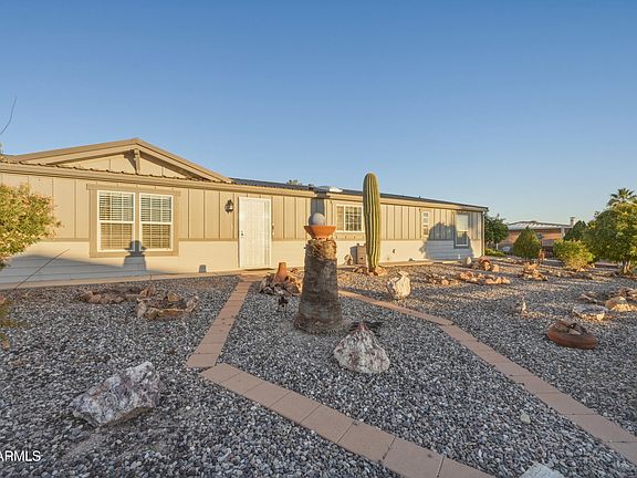2nd image of 3705 N FLORENCE Boulevard