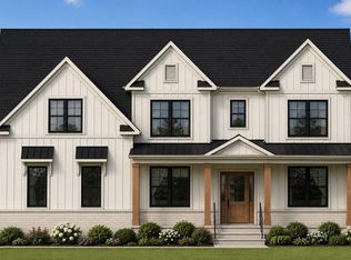 2 Valley Rd, Huntingdon Valley, PA 19006