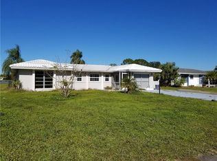 44 Oakland Hills Ct, Rotonda West, FL 33947
