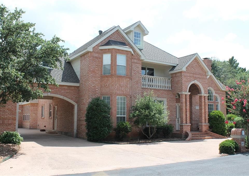 1st image of 36 Lytle Place Dr