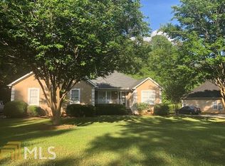 40 Woodstream Dr, Newnan, GA 30265